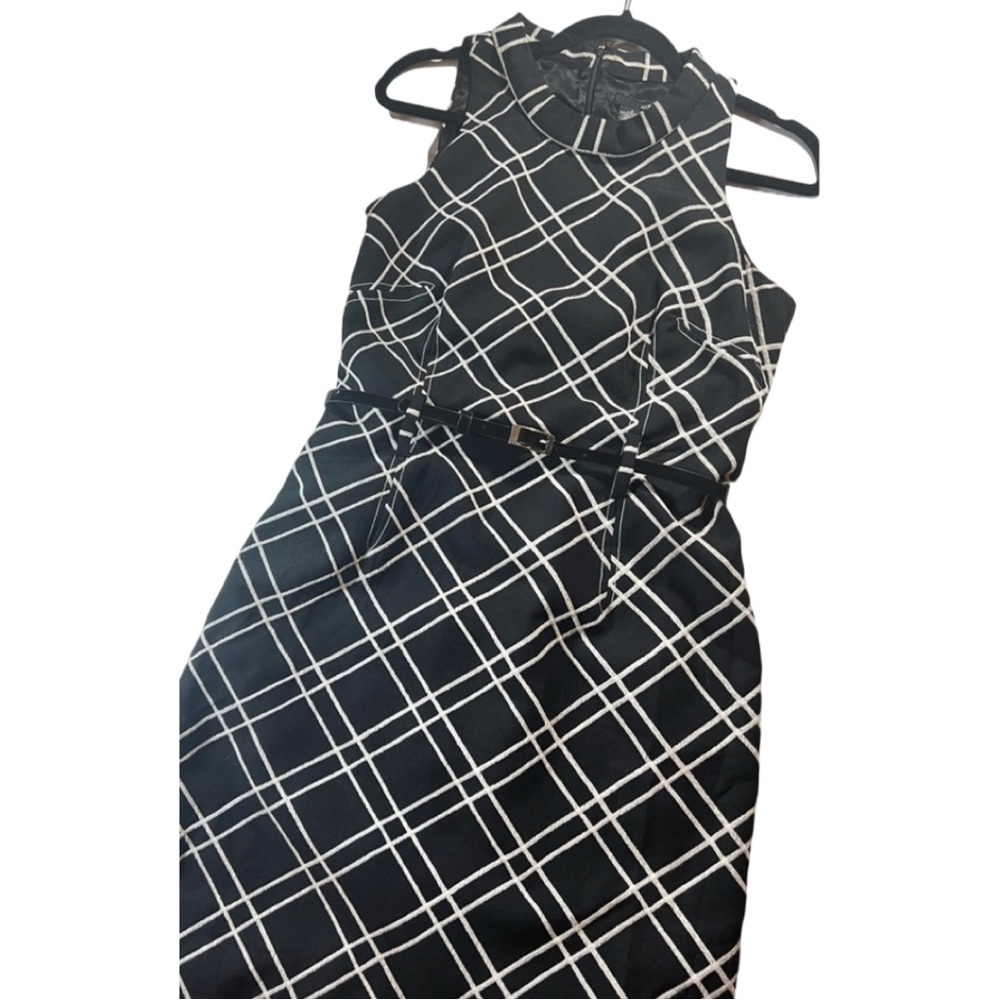 Mix It Vintage Look A line Black and White Dress Lined with Belt Size 8